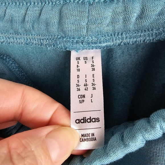 Adidas Essentials 3-Stripes Open Hem Fleece Pants Sweatpants NWT - Picture 7 of 15